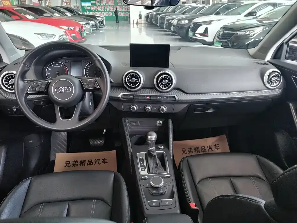 Audi Q2L 2022 из CN, фото 9