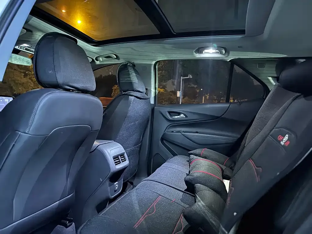 Chevrolet Equinox 2024 из CN, фото 6
