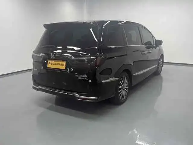 Honda Elysion 2023 из CN, фото 10