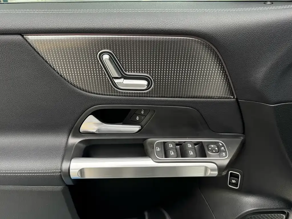 Mercedes-Benz GLB 2021 из CN, фото 6