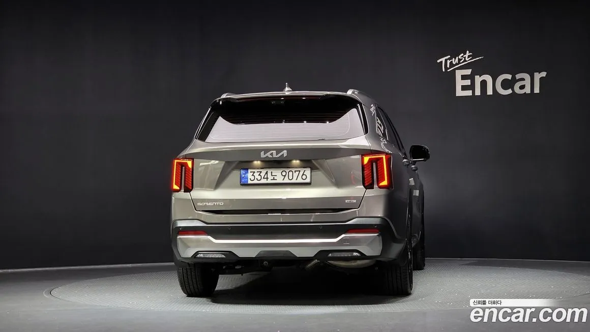 Kia Sorento — фото 4