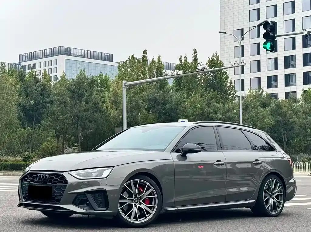 Audi S4 2024 из CN, фото 1