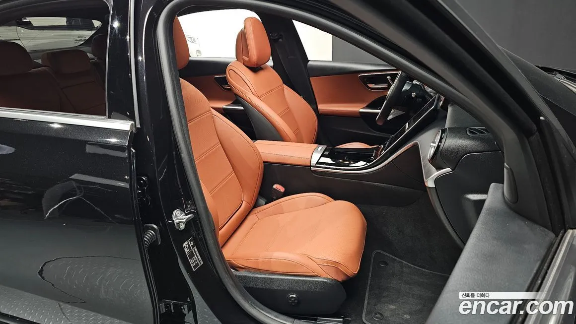 Mercedes-Benz C-Class 2023 из KR, фото 10
