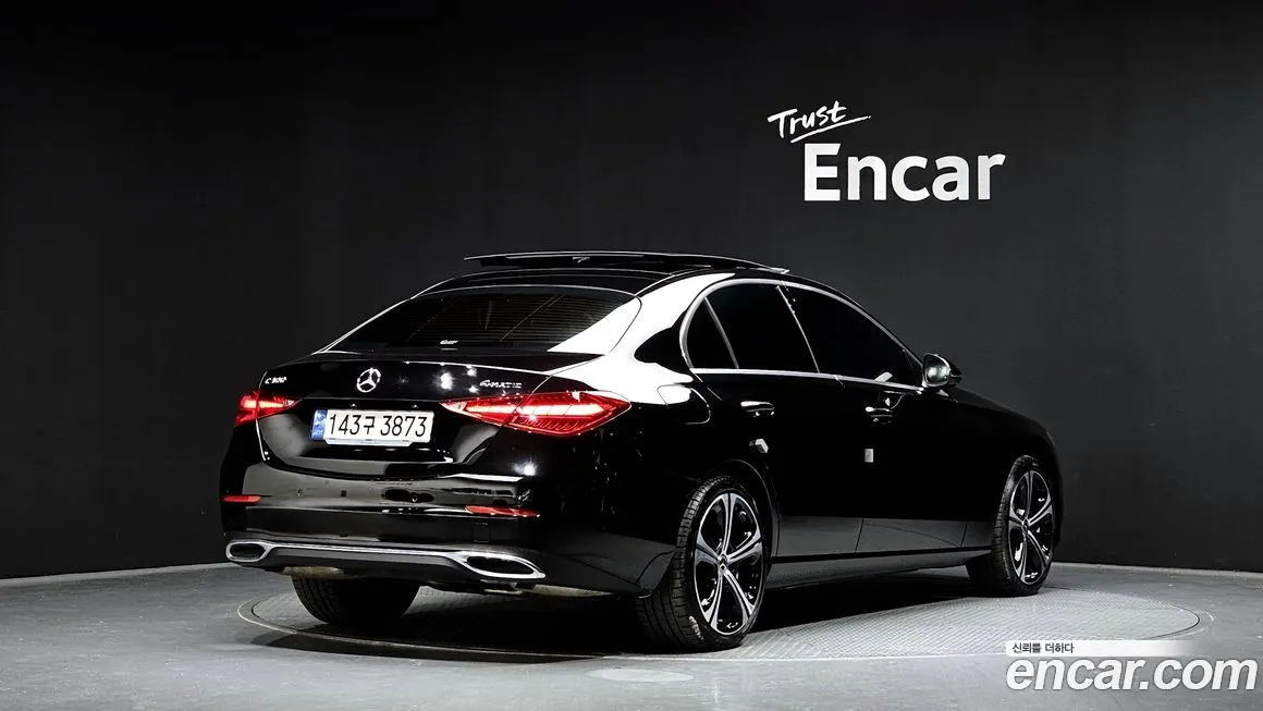 Mercedes-Benz C-Class 2023 из KR, фото 2