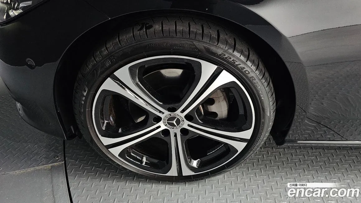 Mercedes-Benz C-Class 2023 из KR, фото 5