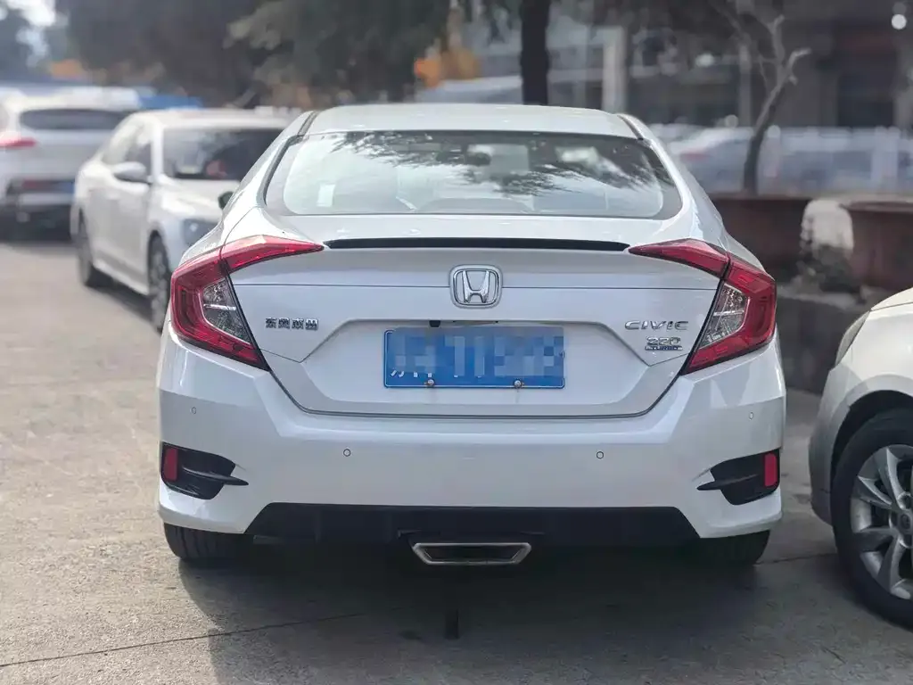 Honda Civic 2022 из CN, фото 5