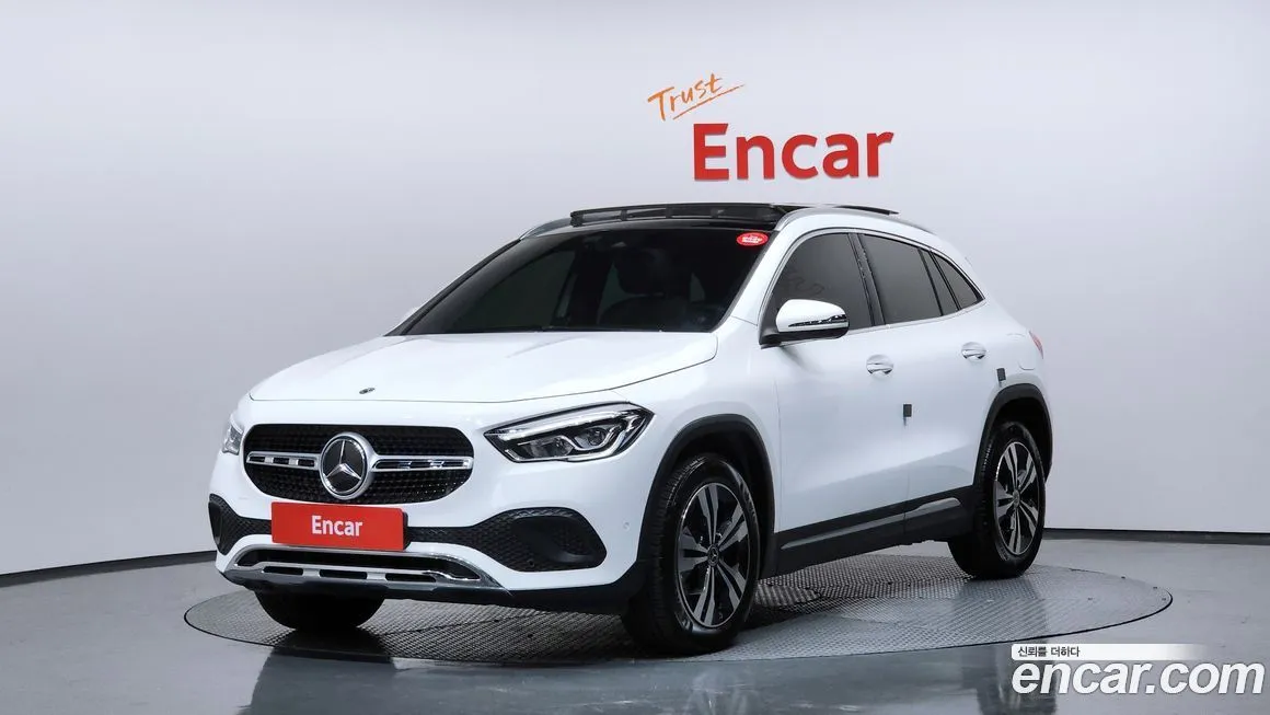 Mercedes-Benz GLA-Class