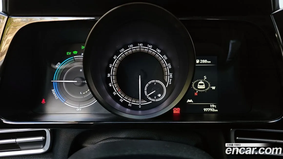 Hyundai AVANTE 2021 из KR, фото 8