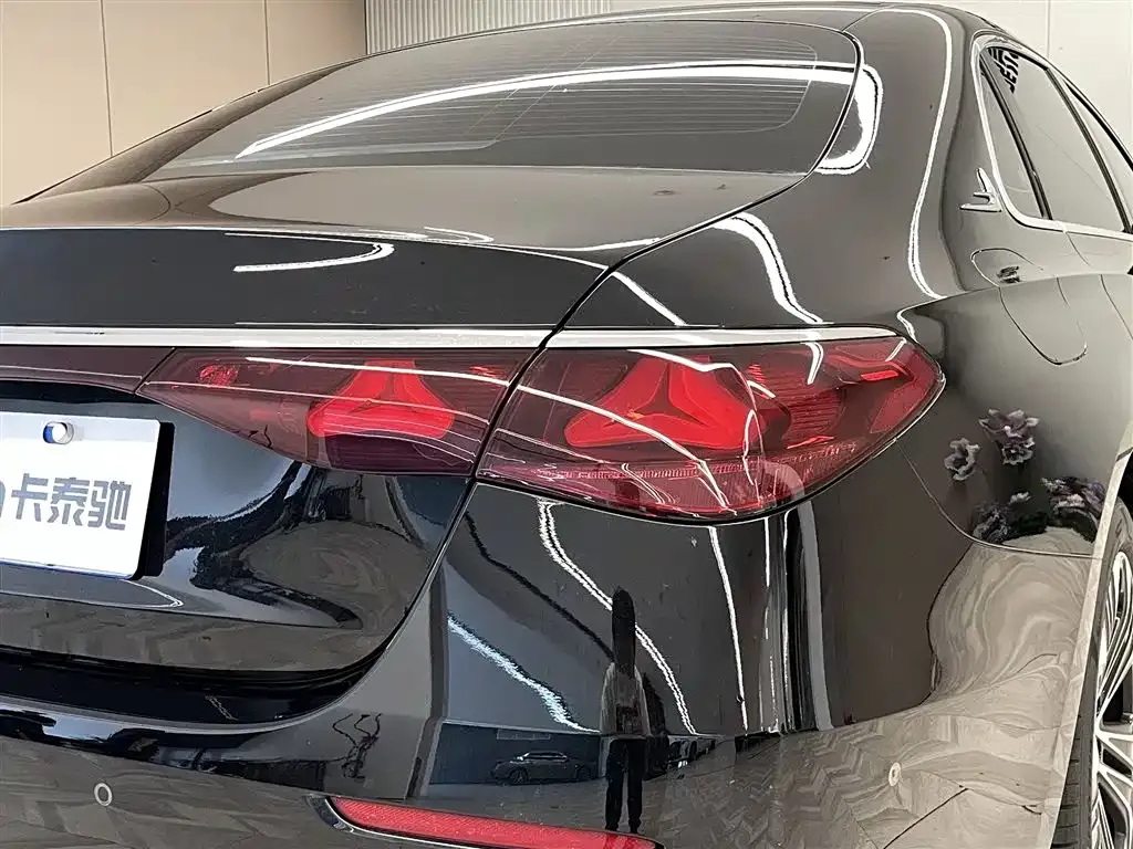 Mercedes-Benz E-Class 2025 из CN, фото 10