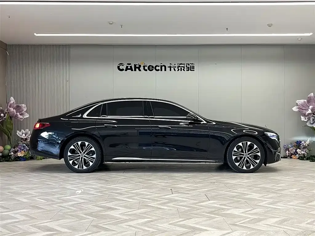 Mercedes-Benz E-Class 2025 из CN, фото 4
