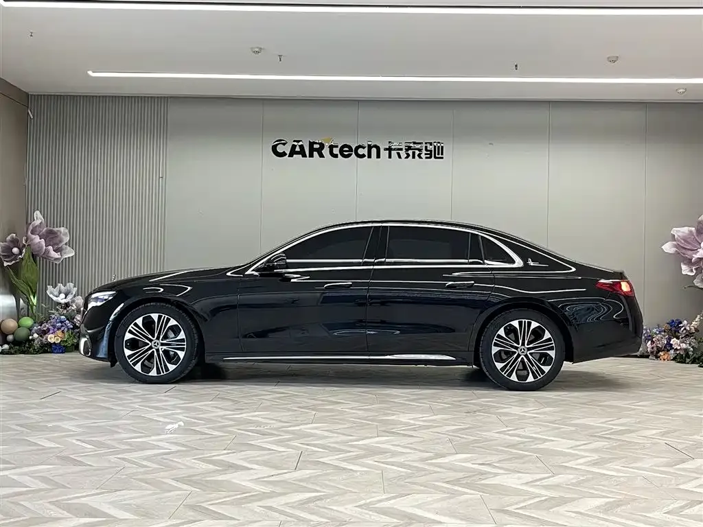 Mercedes-Benz E-Class 2025 из CN, фото 8