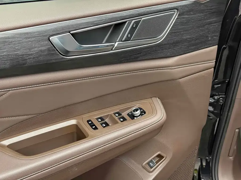 Volkswagen Viloran 2022 из CN, фото 9