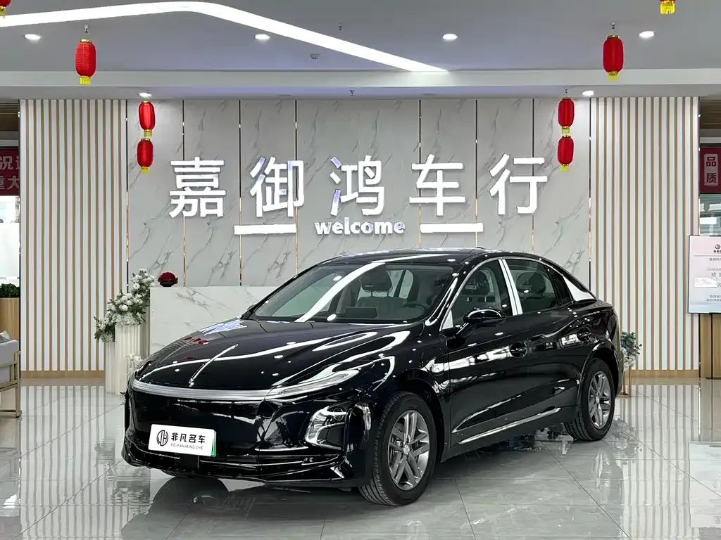 Hongqi E-QM5 2025 из CN, фото 1