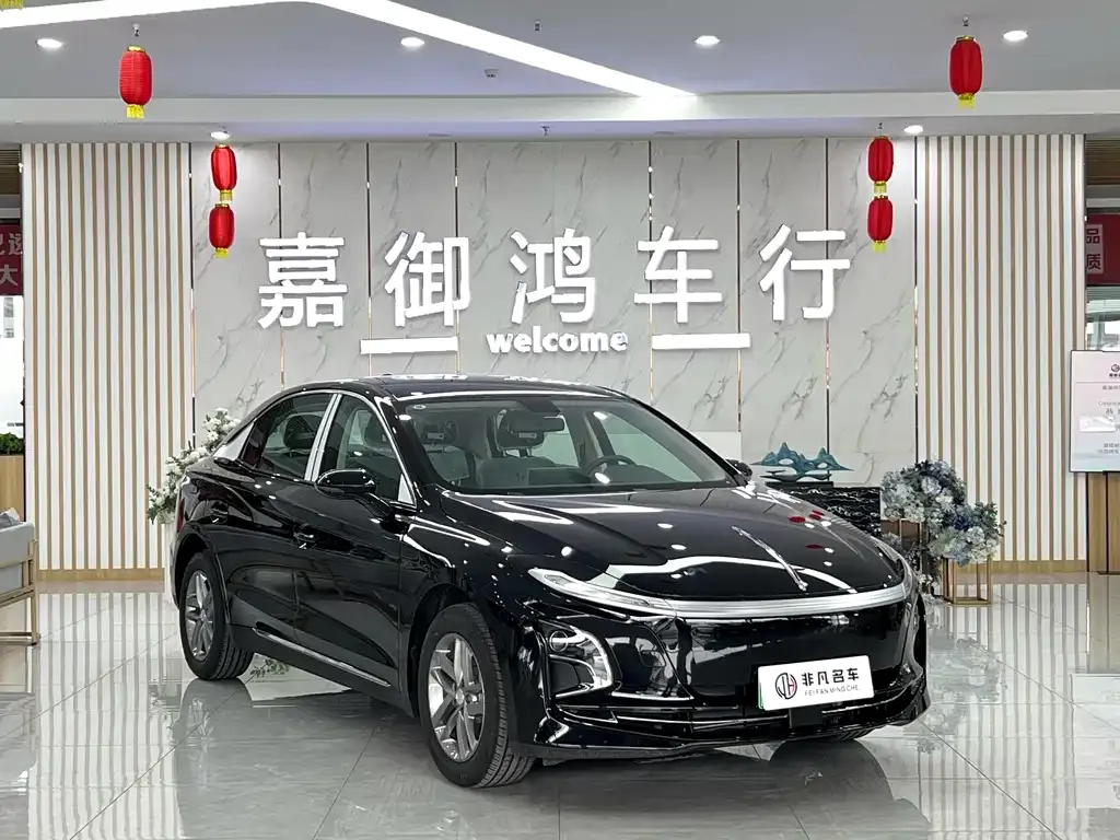 Hongqi E-QM5 2025 из CN, фото 3