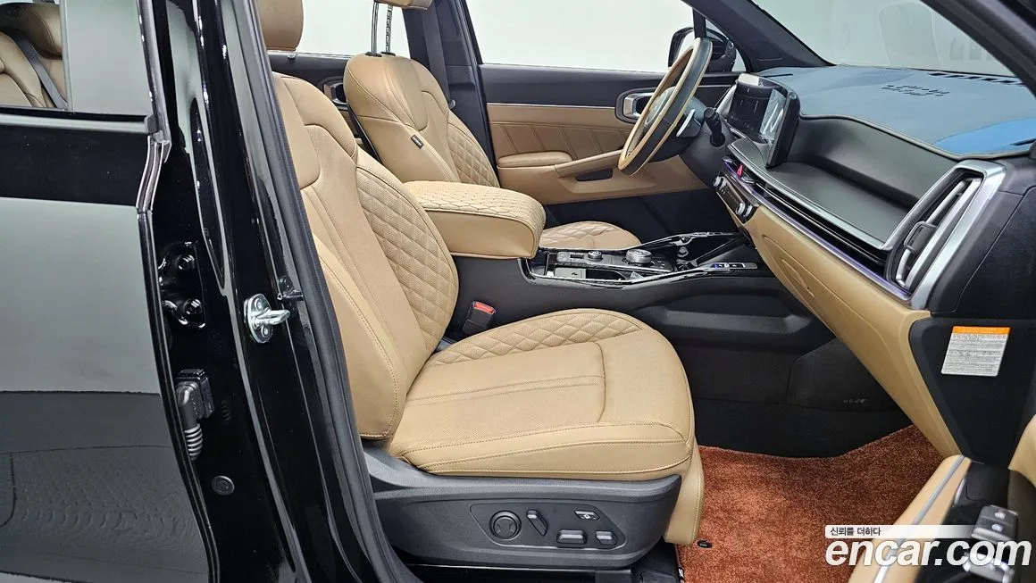 Kia Sorento — фото 10