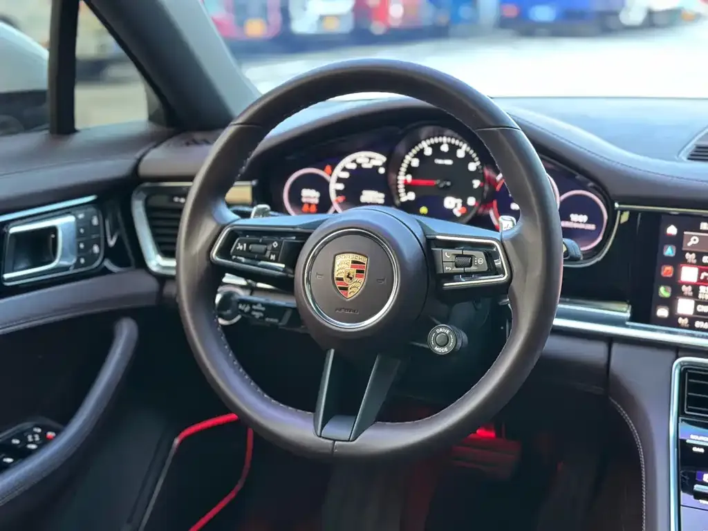 Porsche Panamera 2024 из CN, фото 9