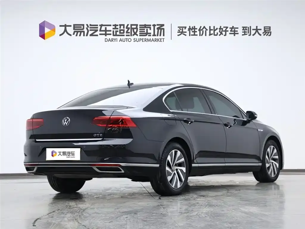 Volkswagen Magotan GTE PHEV 2022 из CN, фото 3