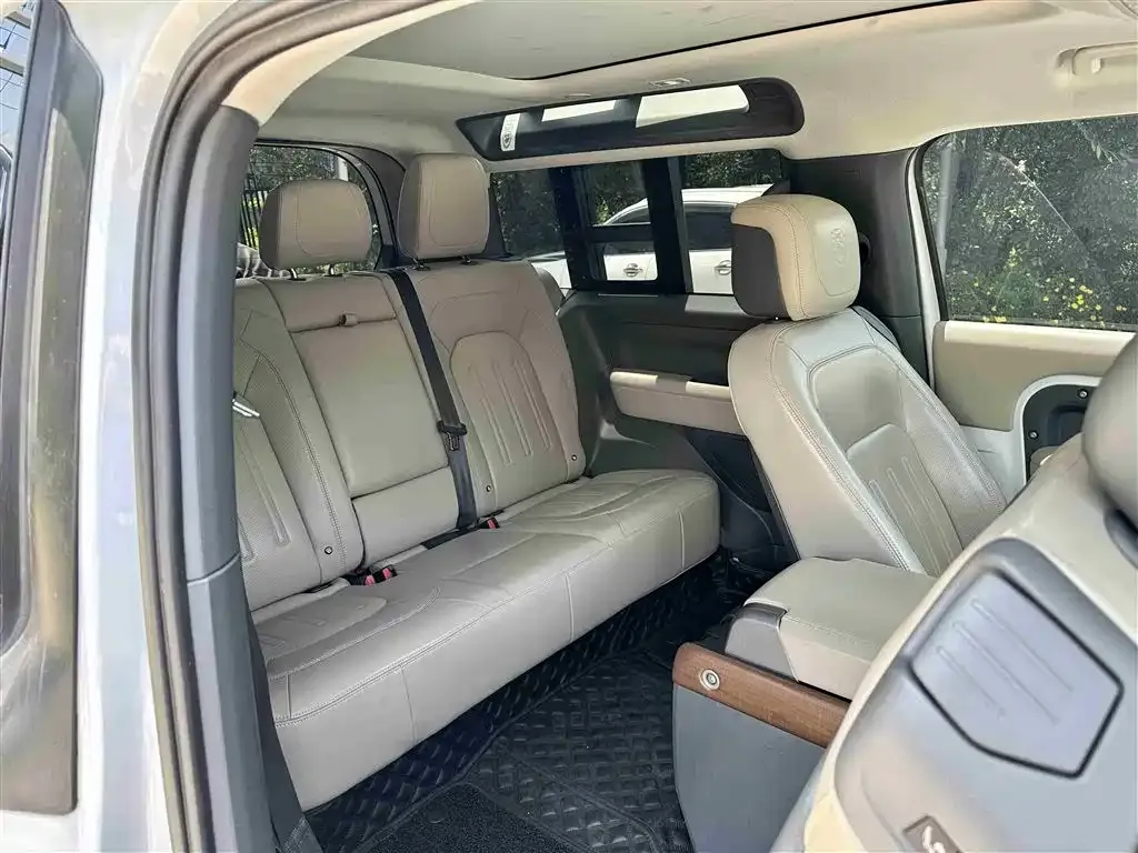 Land Rover Defender 2022 из CN, фото 10