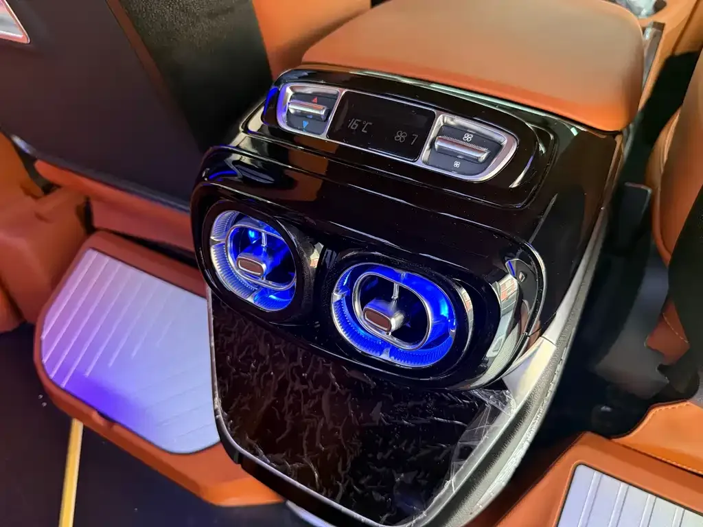 Mercedes-Benz Vito 2025 из CN, фото 7