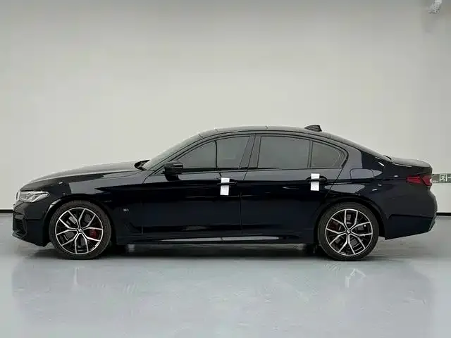 BMW 5 Series (Import) 2022 из CN, фото 6