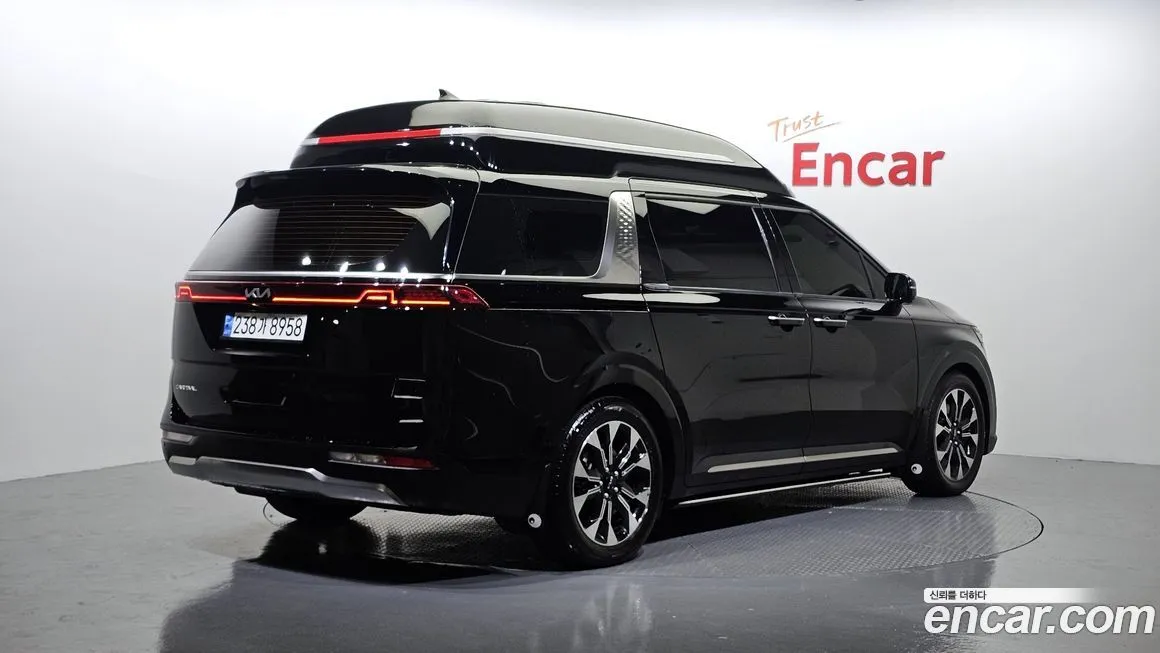 Kia Carnival 2023 из KR, фото 2