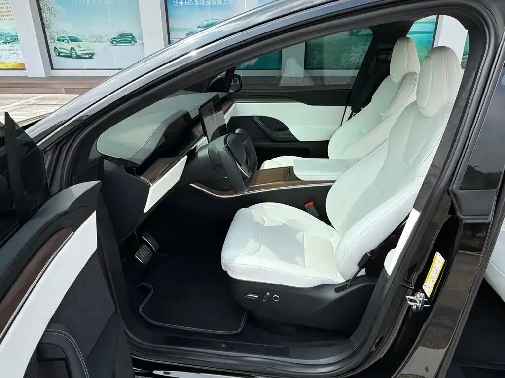 Tesla Model X 2025 из CN, фото 6