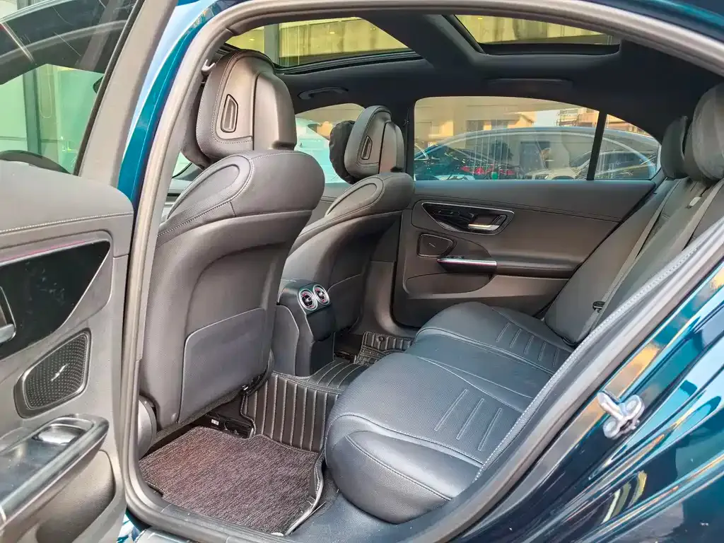 Mercedes-Benz C-Class 2024 из CN, фото 10
