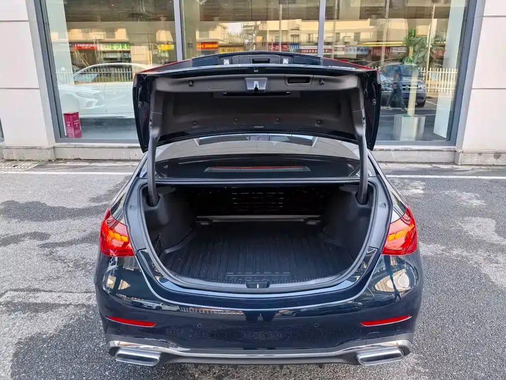 Mercedes-Benz C-Class 2024 из CN, фото 6
