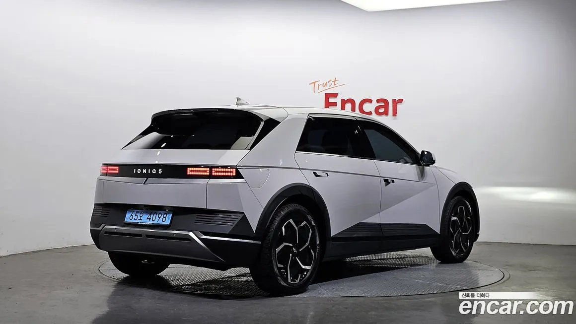 Hyundai Ioniq5 — фото 2
