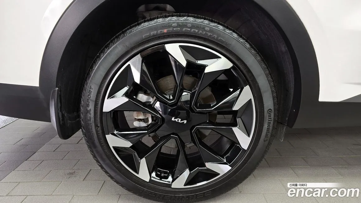 Kia Sorento — фото 5