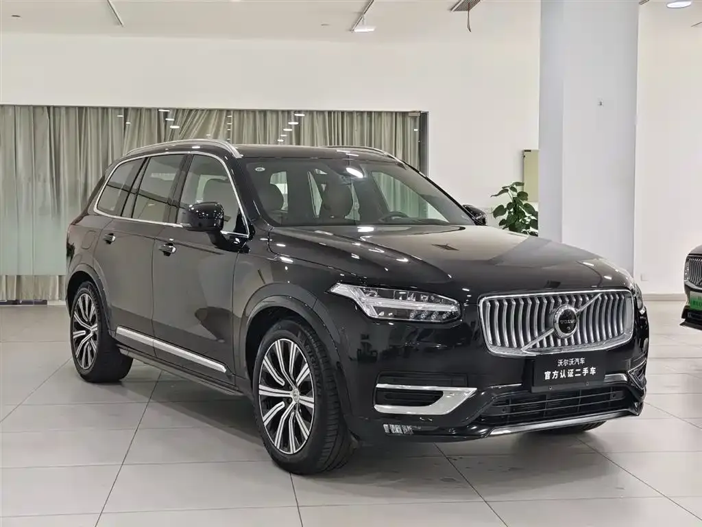 Volvo XC90 — фото 3