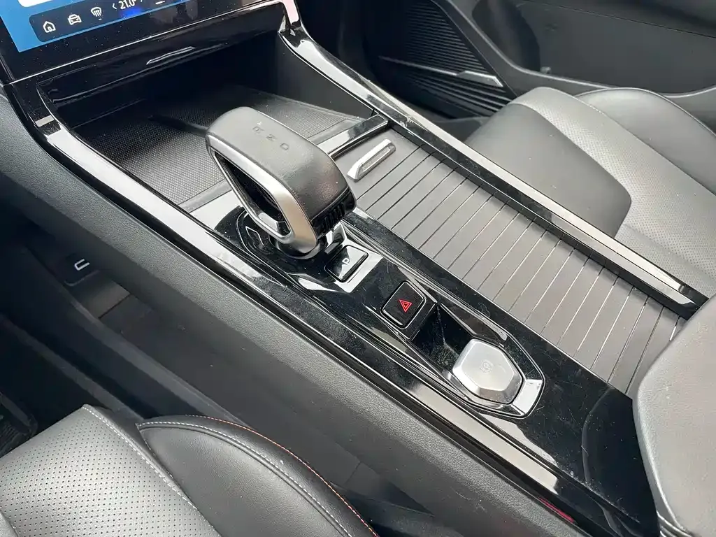 Geely Boyue 2024 из CN, фото 10
