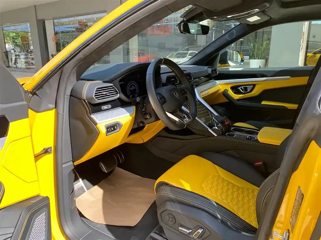 Lamborghini Urus 2021 из CN, фото 7