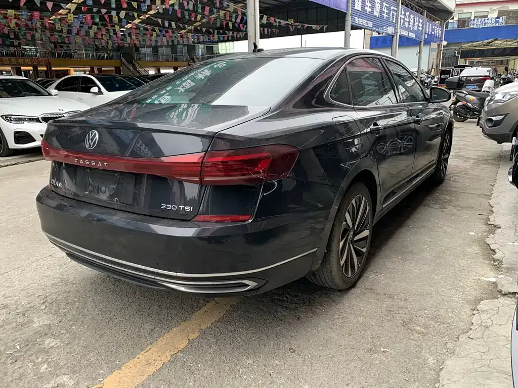 Volkswagen Passat 2021 из CN, фото 9