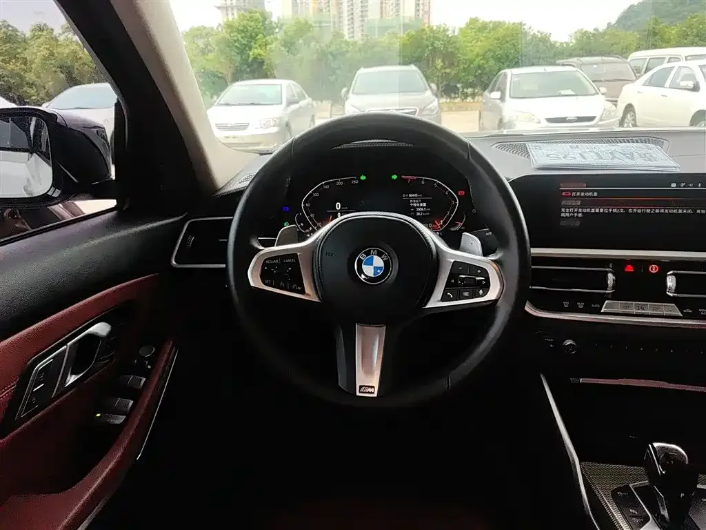 BMW 3 Series 2022 из CN, фото 3