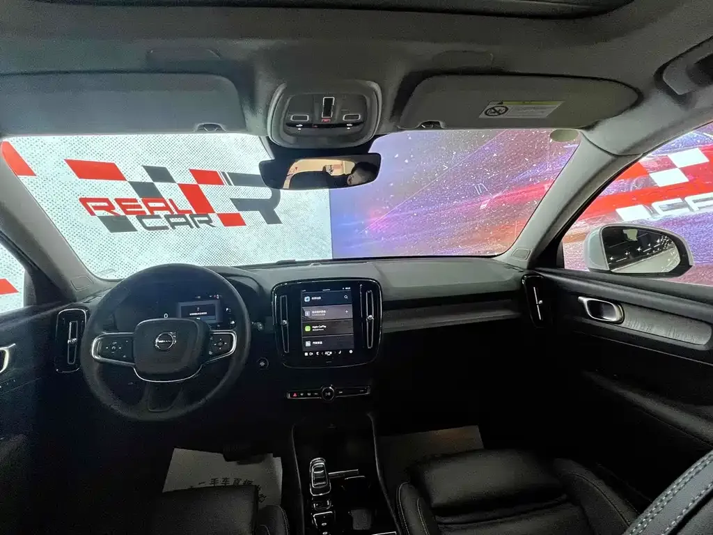 Volvo XC40 2024 из CN, фото 9