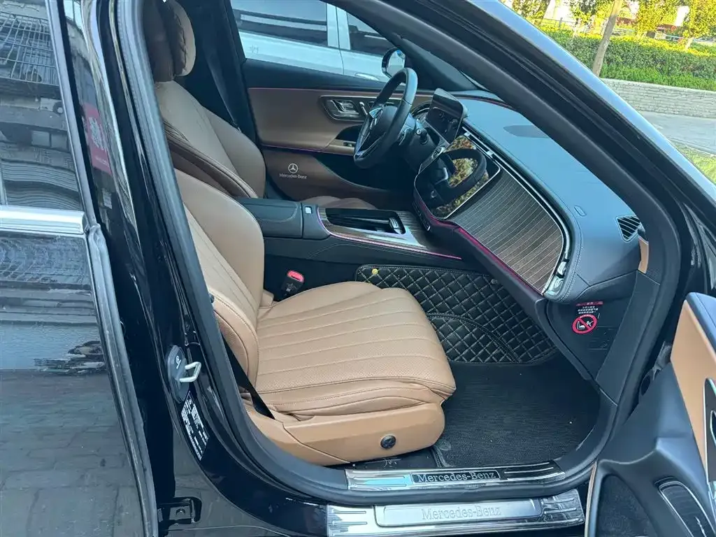 Mercedes-Benz E-Class 2024 из CN, фото 5