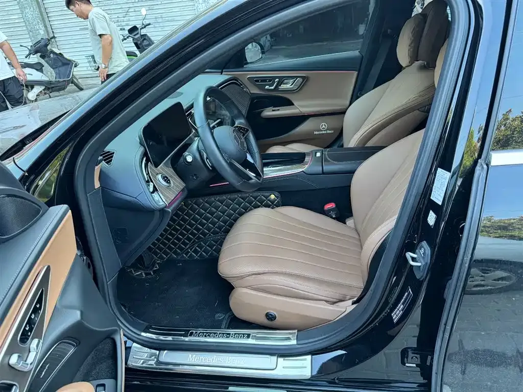 Mercedes-Benz E-Class 2024 из CN, фото 8