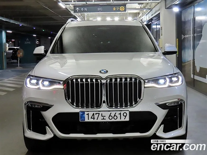 BMW X7 — фото 2