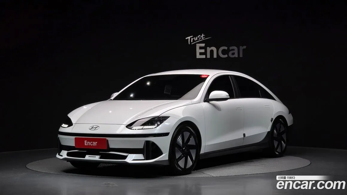 Hyundai Ioniq6 — фото 1