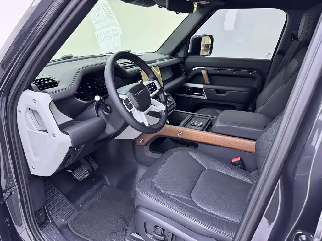 Land Rover Defender — фото 4