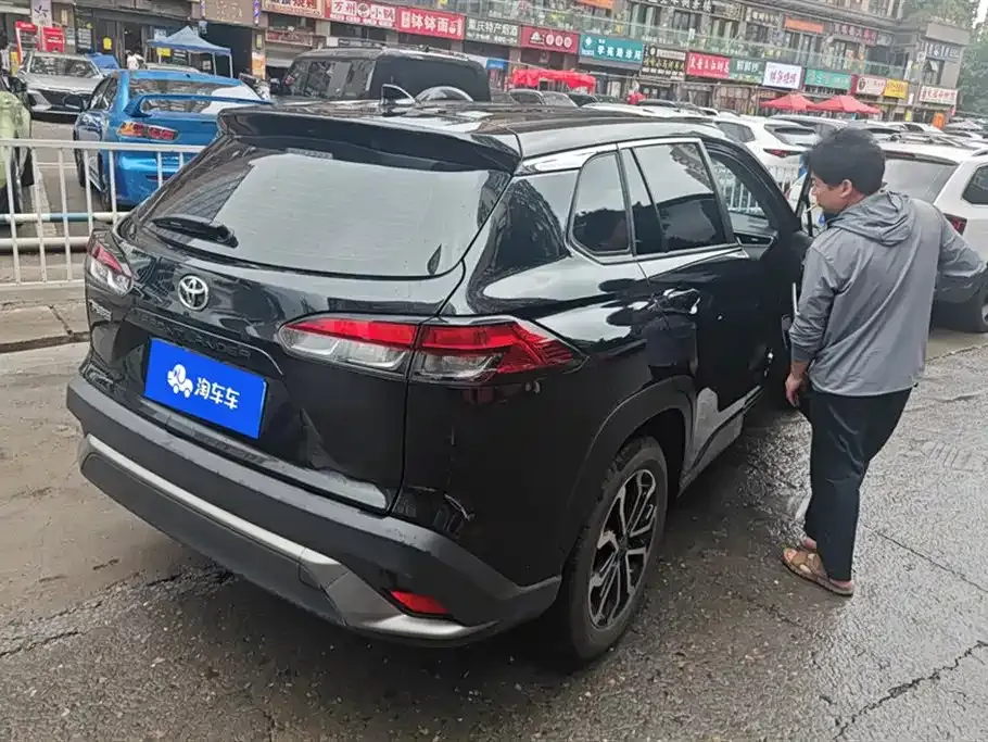 Toyota Frontlander 2023 из CN, фото 3