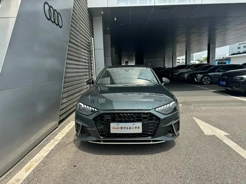 Audi A4L 2024 из CN, фото 2