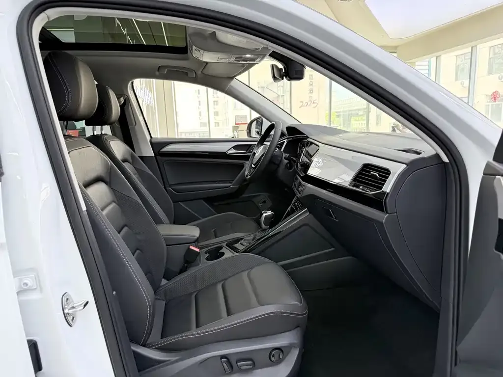Volkswagen Tayron 2022 из CN, фото 6