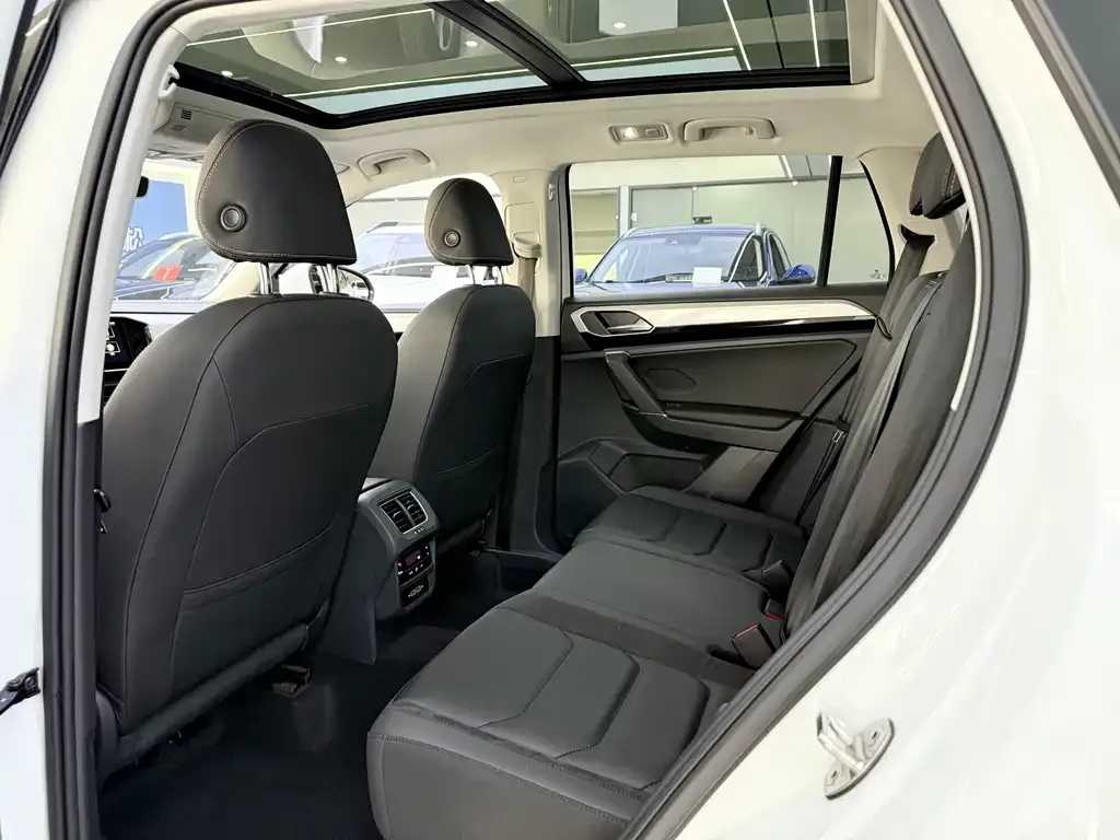 Volkswagen Tayron 2022 из CN, фото 7