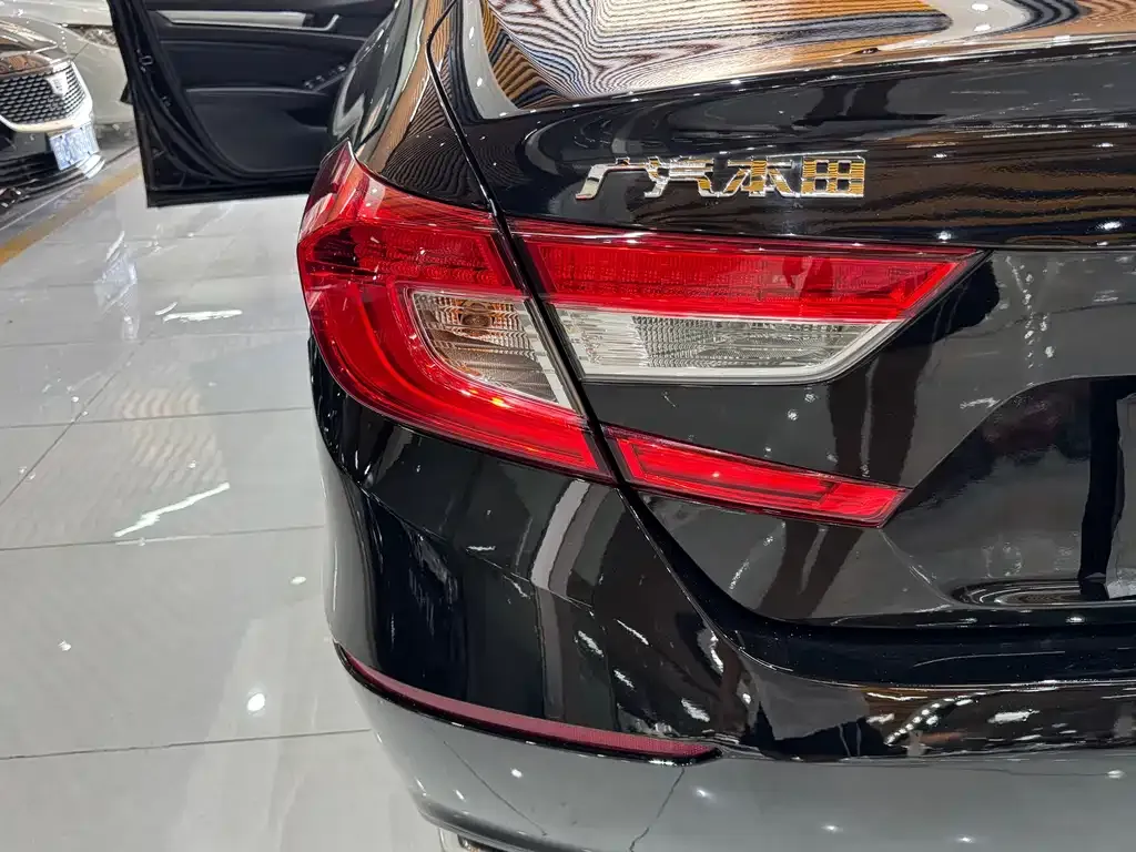 Honda Accord 2021 из CN, фото 10