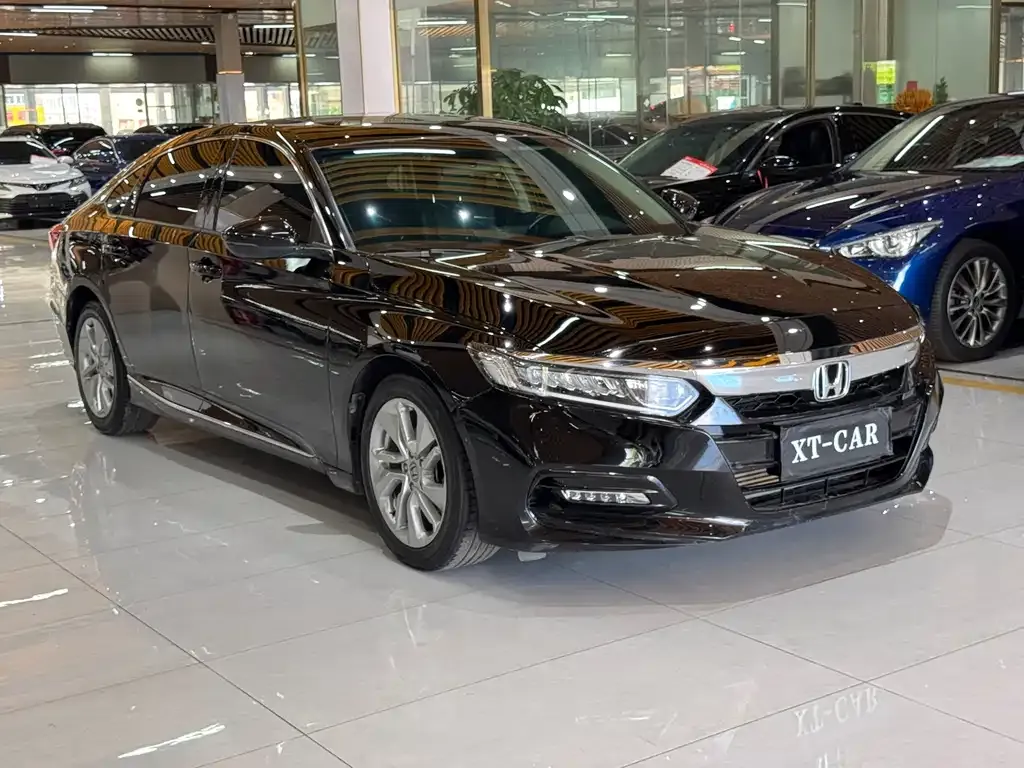 Honda Accord 2021 из CN, фото 3
