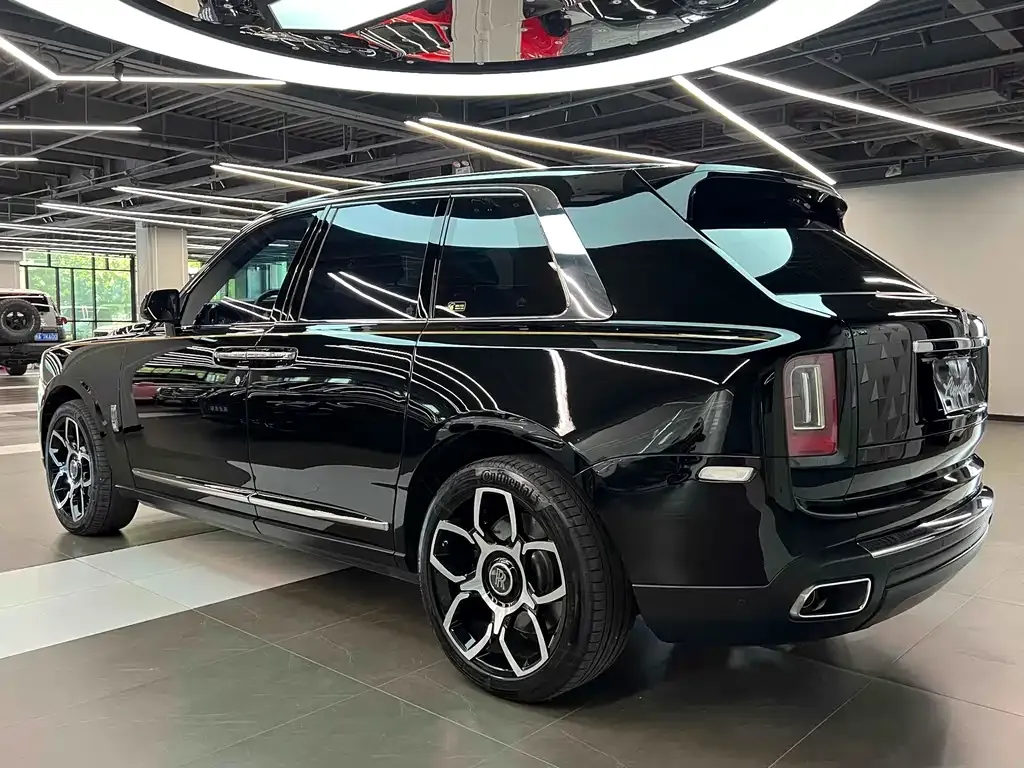 Rolls-Royce Cullinan 2022 из CN, фото 4