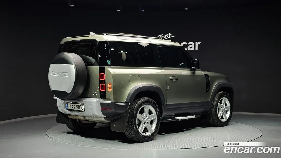 Land Rover Defender 2022 из KR, фото 2