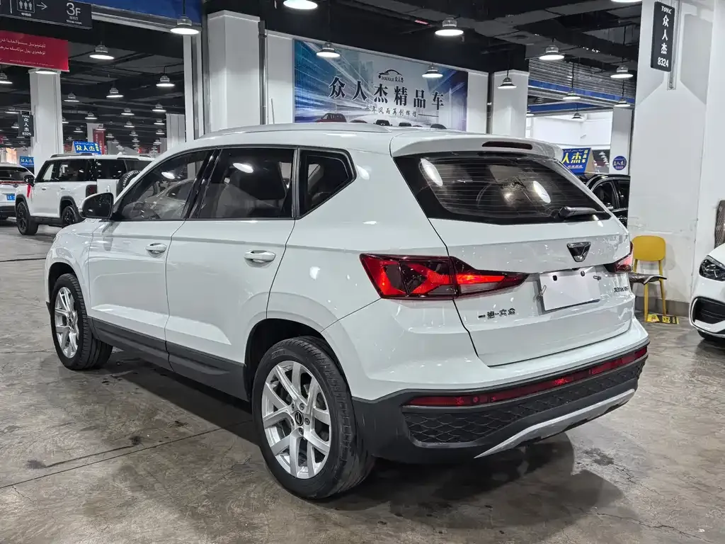 Jetta VS5 2023 из CN, фото 8
